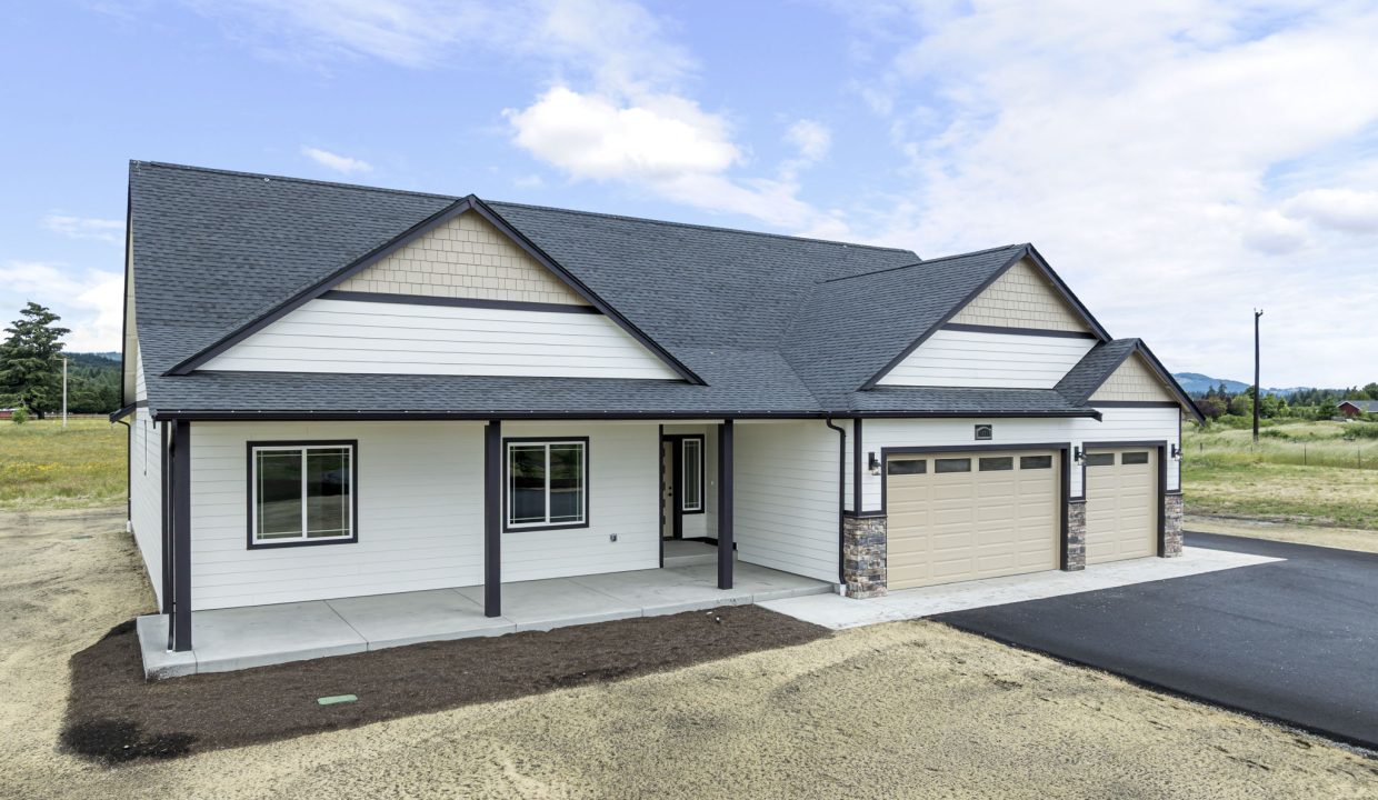 61-web-or-mls-CS2026-14317MimaRdSW-51