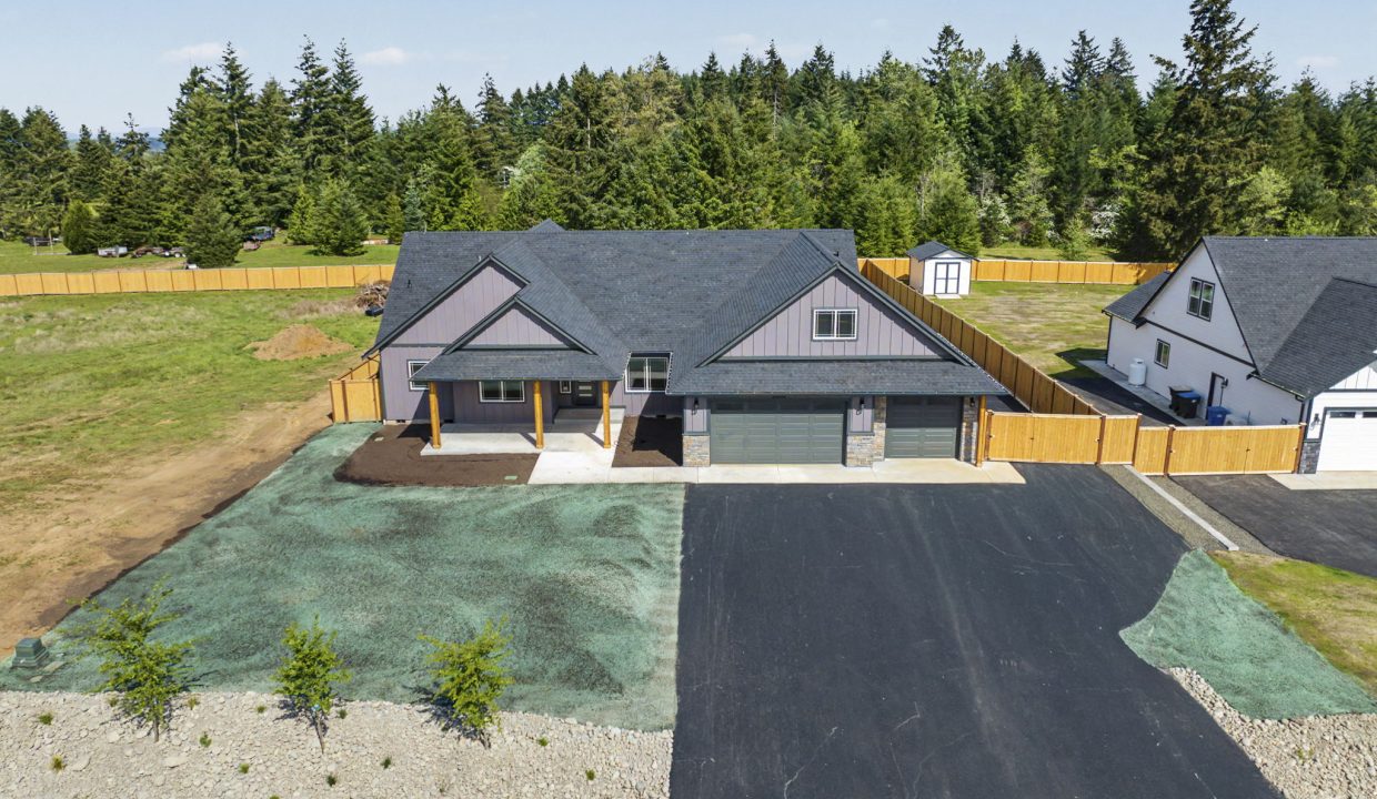 47-web-or-mls-CS2026-900BarbaraLn-37
