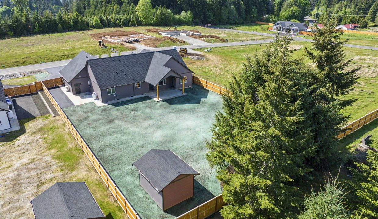 50-web-or-mls-CS2026-900BarbaraLn-40