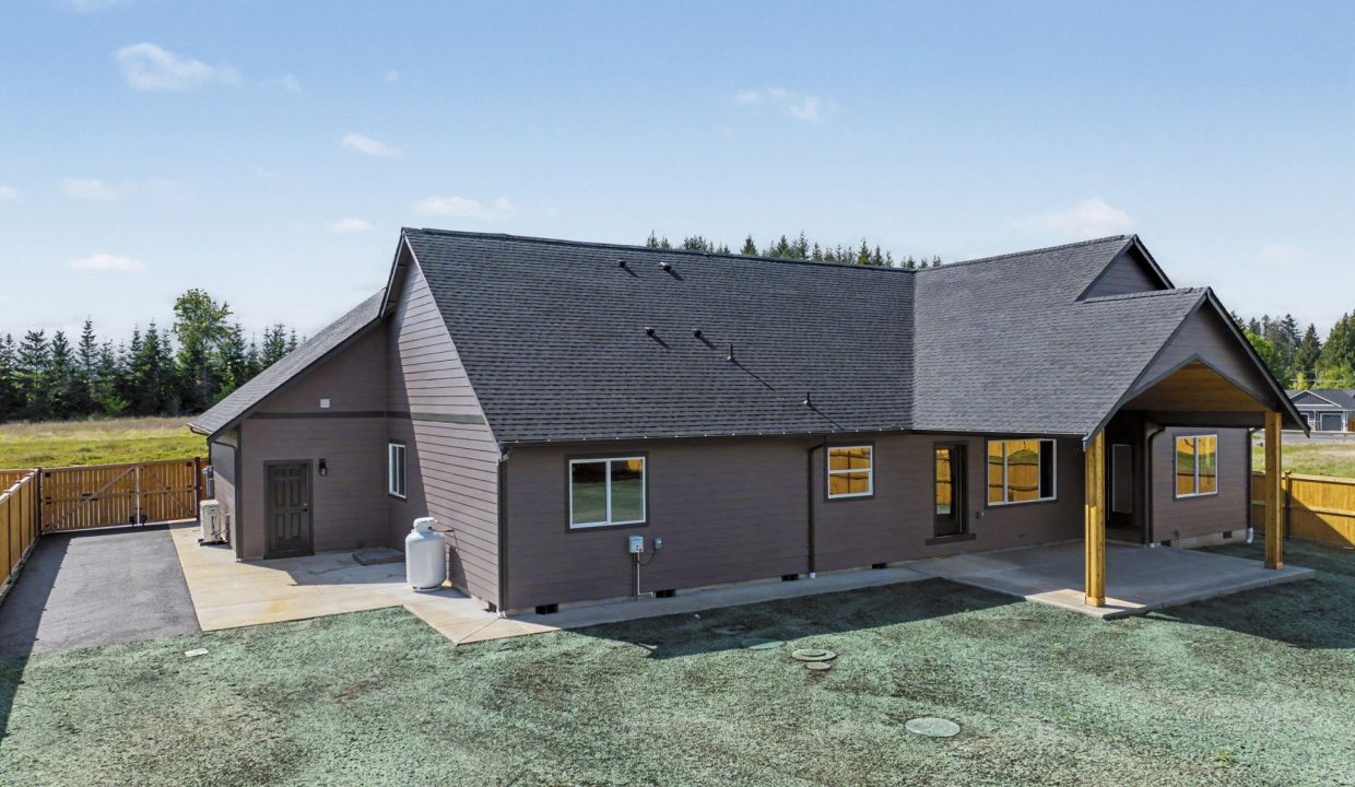 54-web-or-mls-CS2026-900BarbaraLn-44