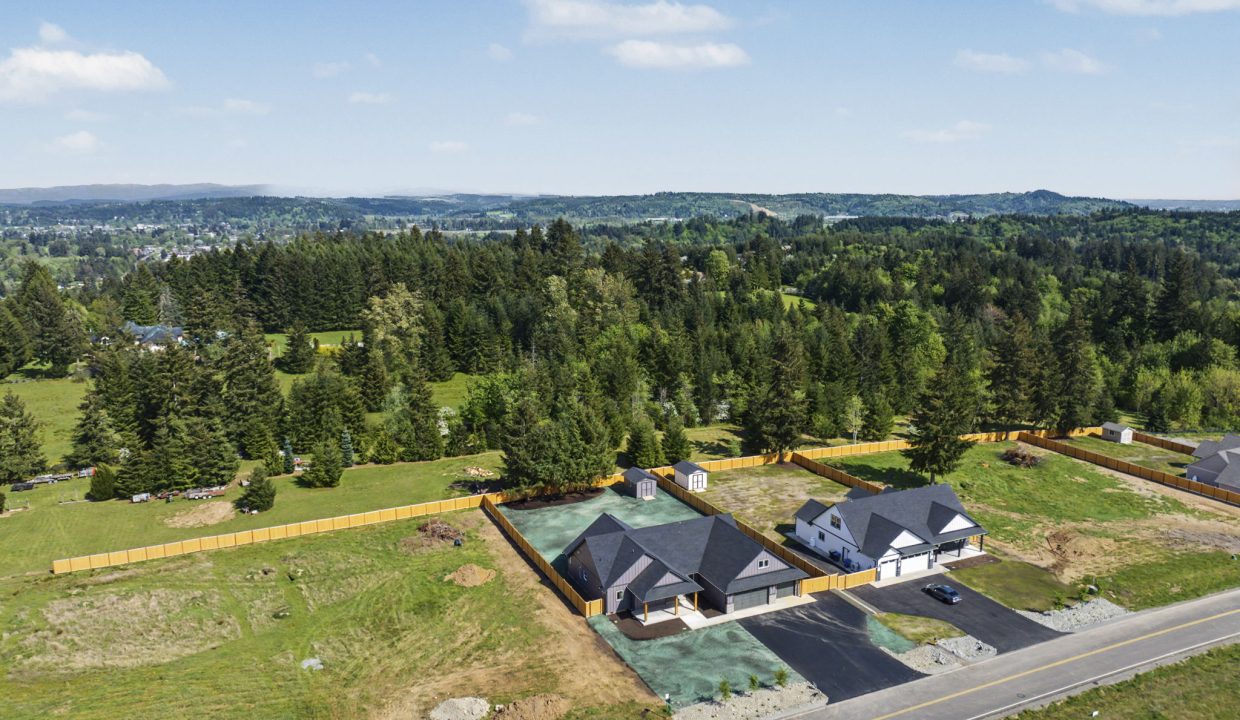 57-web-or-mls-CS2026-900BarbaraLn-46